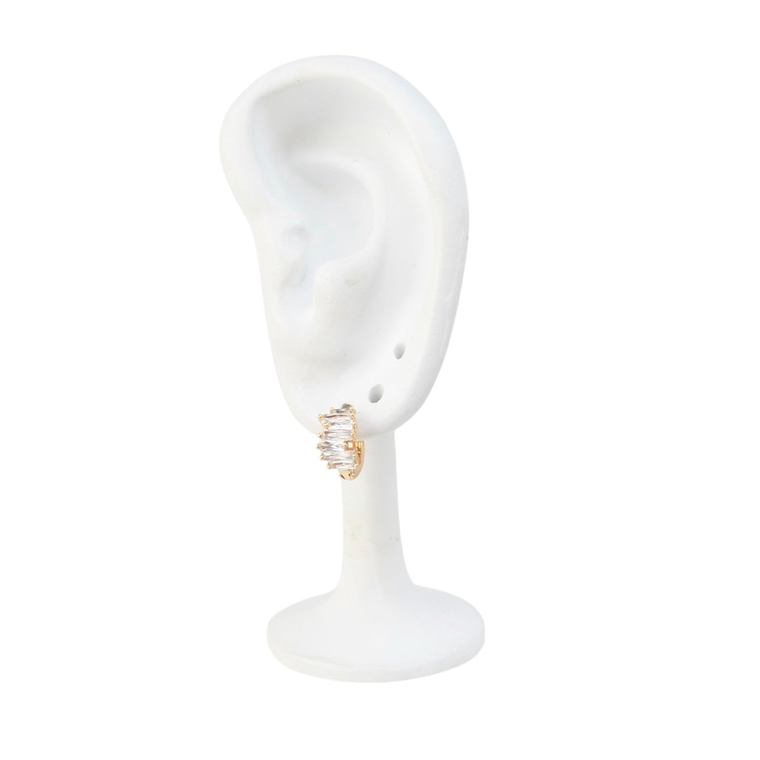 Gold Plated Earrings: Sparkling Jewelry with Elegant Design
