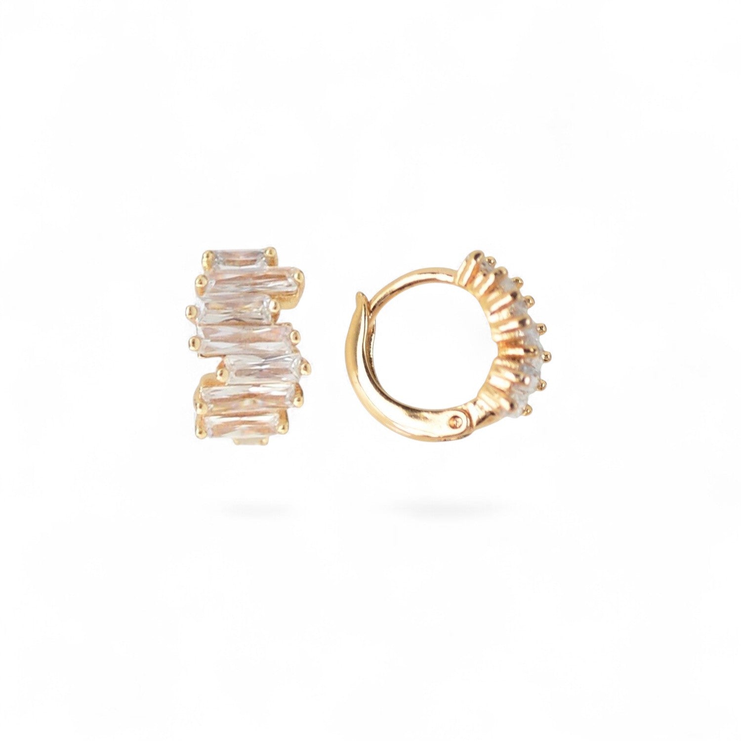 Gold Plated Earrings: Sparkling Jewelry with Elegant Design
