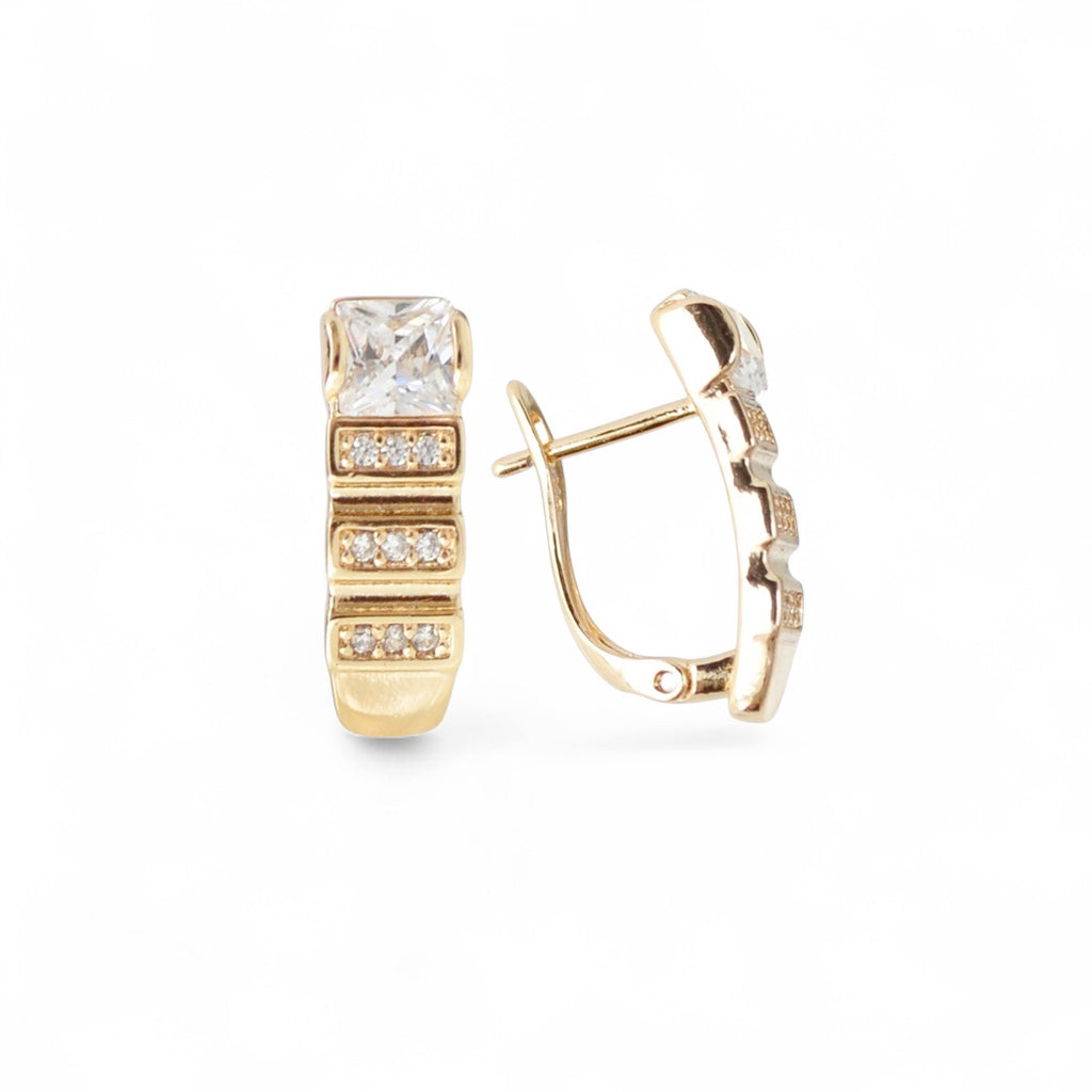 18k Gold Earrings Gift idea: Beautiful Gift for Mom Wife or Sister