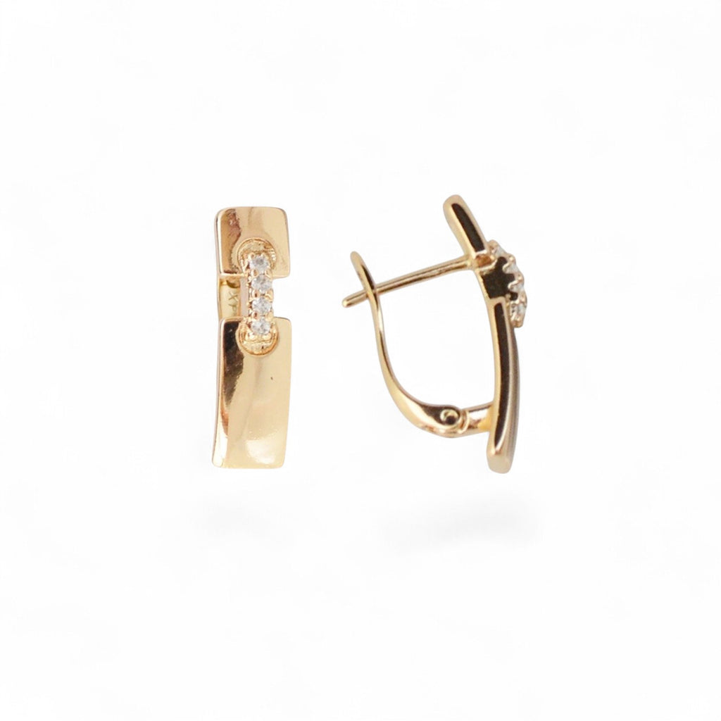 Jewelry: 18k Gold Plated Earrings Delicate Gold Finish